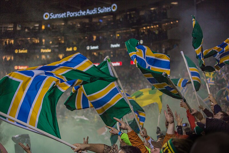 File:Portland Flags + Smoke.jpg