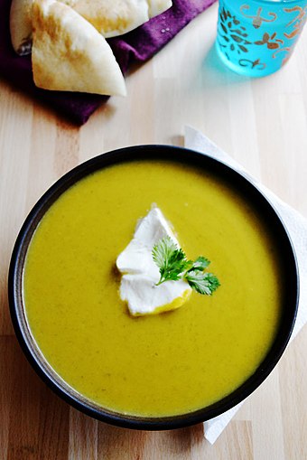 Pumpkin soup Pumpkin soup (16737587857).jpg