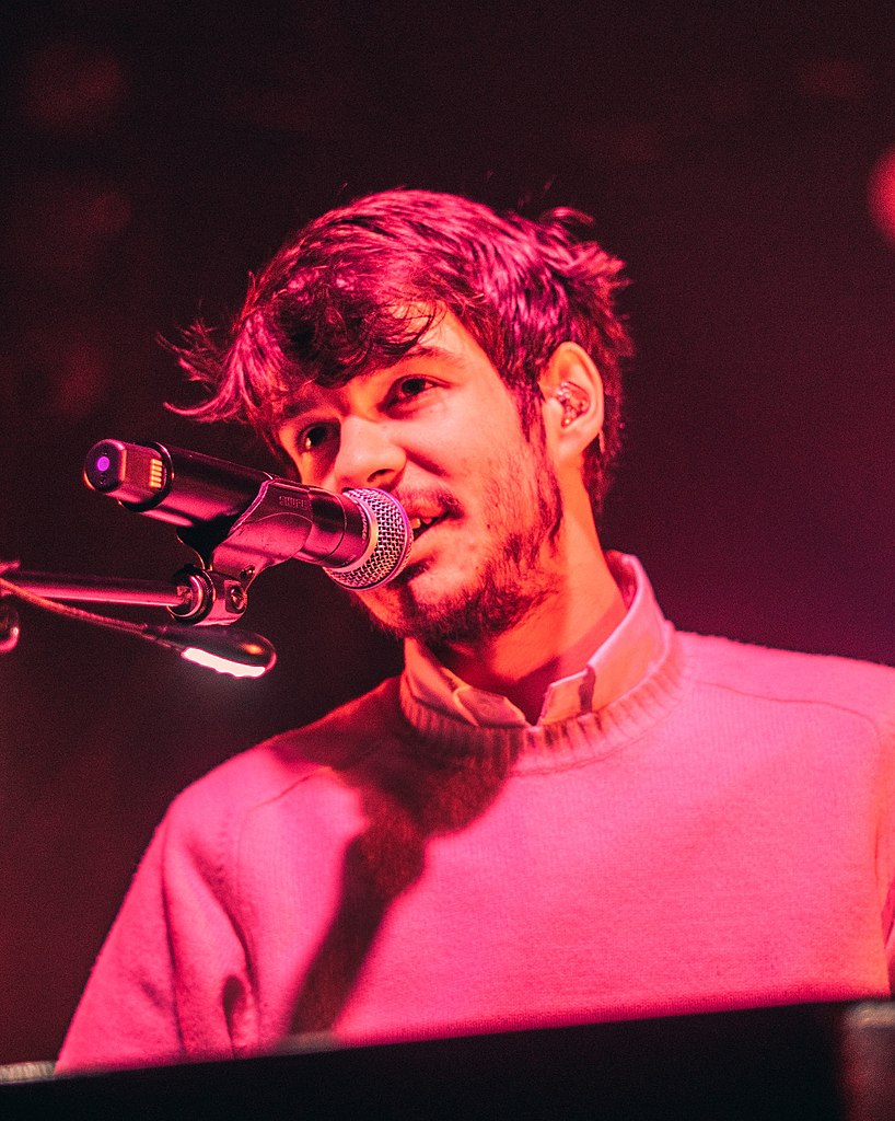 Watch: Rex Orange County previews a new song via Instagram Live +