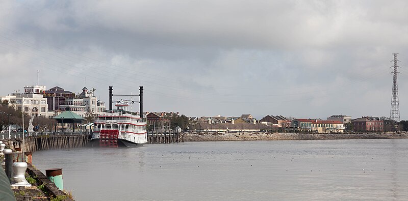 File:Riverboat - Mississippi River at New Orleans, February 2021.jpg