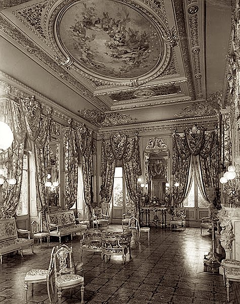 File:Salle de bal du Palais Cousiño.jpg