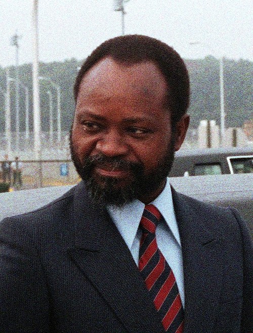 The People's Republic of Mozambique under Samora Machel (pictured in 1985) was one of the few countries to aid Tanzania during the war.