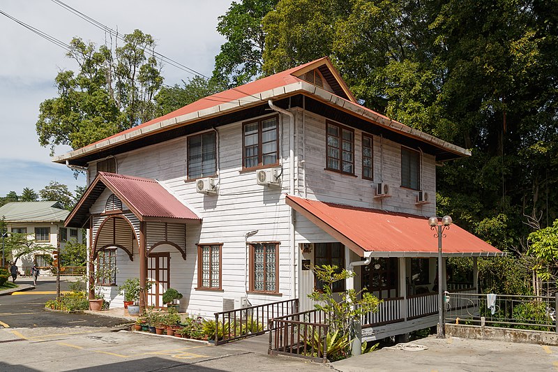 File:Sandakan Sabah St-Michael-And-All-Angels-03.jpg