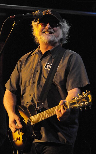 New Adventures in Hi-Fi represented the beginning of R.E.M.'s long-time association with Seattle-based multi-instrumentalist Scott McCaughey (pictured