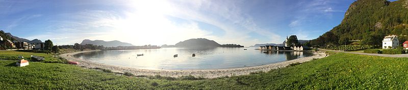 File:Selje panorama bay Selja evening 03 Sogn og Fjordane Norway 2014-09-16.JPG