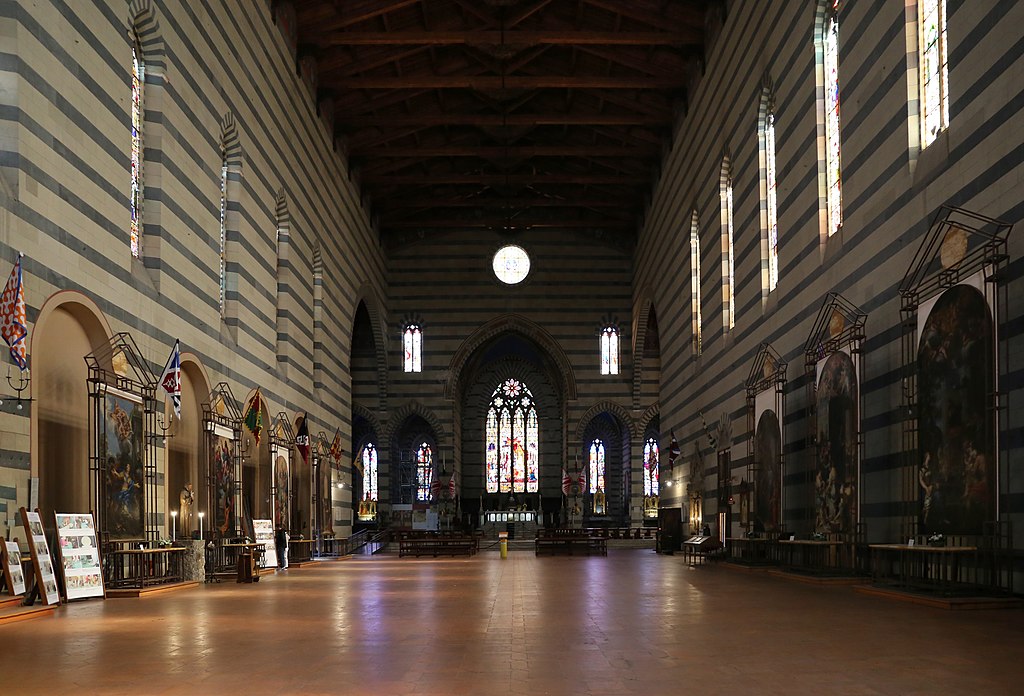 Siena, San Francesco, interno