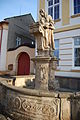 Čeština: Socha před školou - první zleva, Kralice na Hané, okres Prostějov
