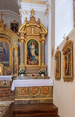 St. Antony Urtijëi Right side altar