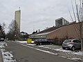 Kath. Kirche St. Bonifatius mit Pfarrhaus (Herderstraße 17) und Gemeindezentrum