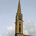 Le clocher de l'église paroissiale Saint-Magloire.