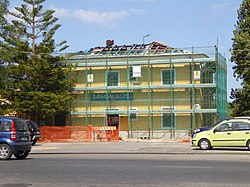 Stazione di Sant'Andrea dello Ionio in manutenzione (agosto 2019).jpg