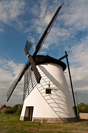 Windmill, 19th century, in Szeged, Kiskundorozsma District, Szélmalom street Author: LaPanteraRosa