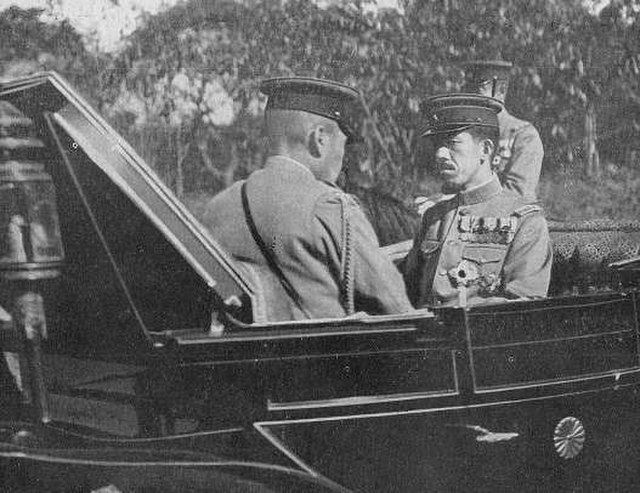Emperor Taishō on his way to the opening ceremony of the Imperial Diet in 1917, during World War I