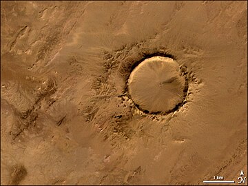 Soubor:Tenoumer_crater.jpg