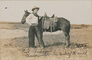 <span class="mw-page-title-main">Tom Three Persons</span> Niistapi rodeo athlete (b. 1888, d. 1949)