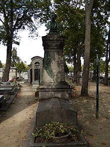 Tomb of Edouard Jacques.JPG