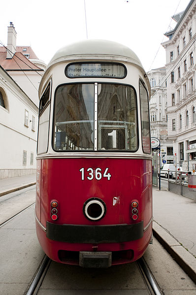 File:Tram (4694254250).jpg