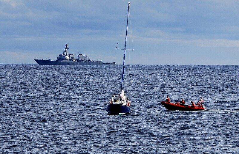 File:U.S. Coast Guard and Navy crews combine efforts for offshore rescue.jpg