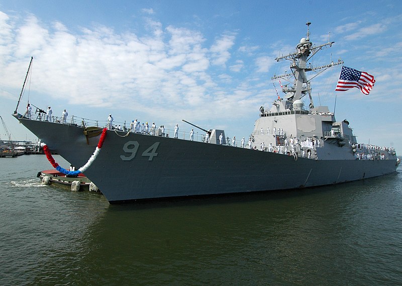 File:US Navy 070703-N-6403R-002 Guided-missile destroyer USS Nitze (DDG 94) pulls into port at Naval Station Norfolk after a six-month deployment as part of Bataan Expeditionary Strike Group (ESG).jpg