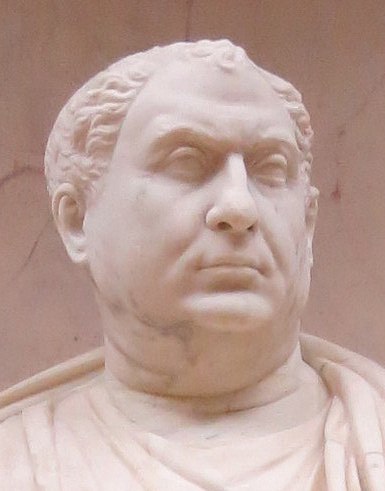 File:Vitellius en toge (Louvre, Ma 1260) (cropped).jpg