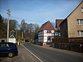 Wohnstallhaus, Auszugshaus und zwei Scheunen sowie Gang zwischen Auszugshaus und Scheune eines Dreiseithofes