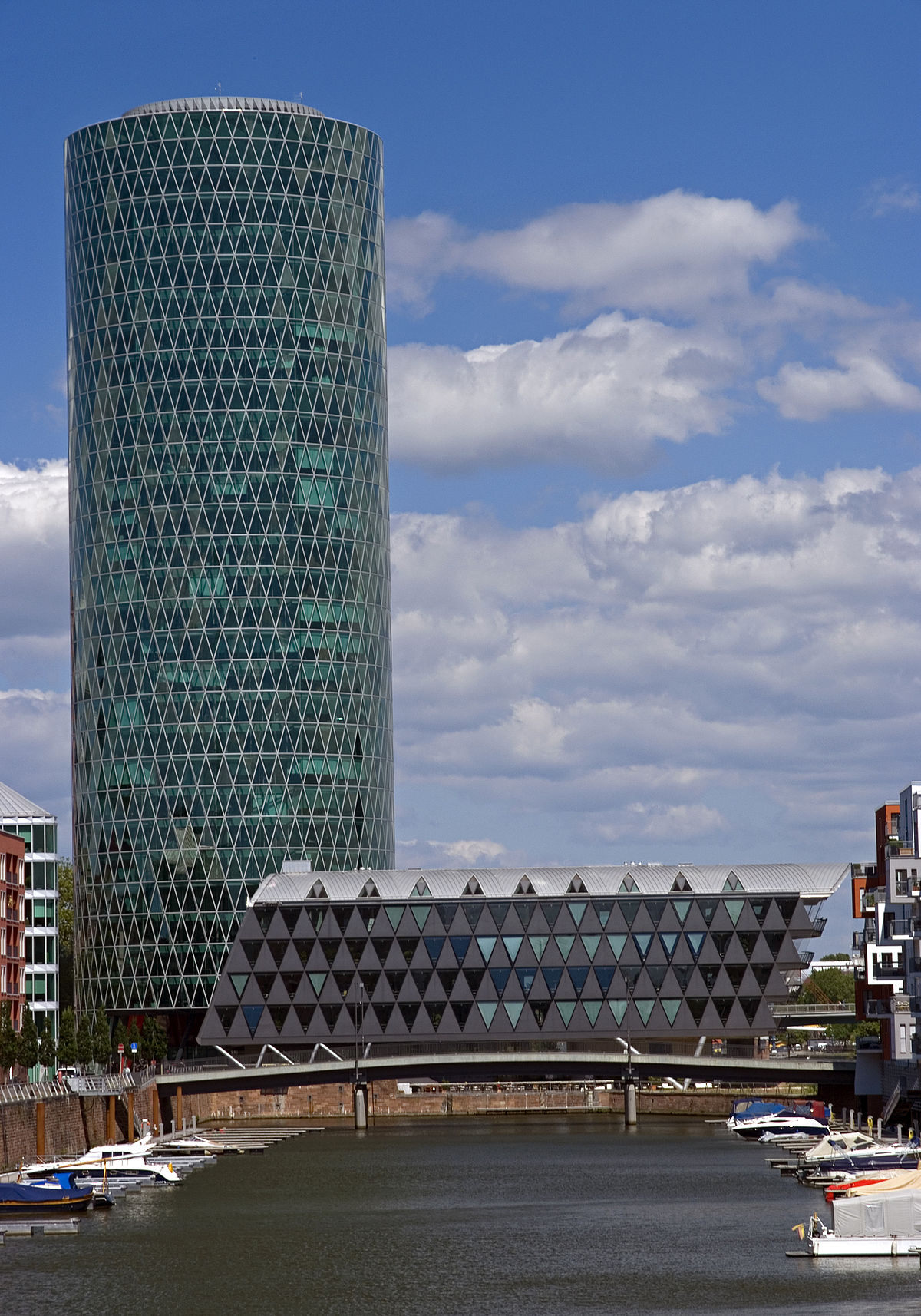 1200px Westhafen_Tower_2009_1