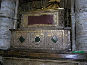 Fotografia della tomba di Enrico