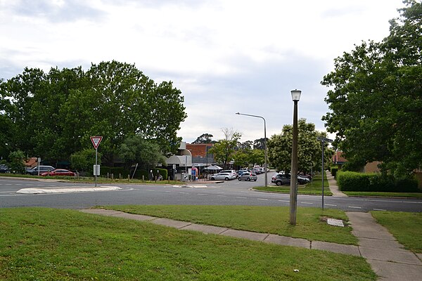 Yarralumla local shops