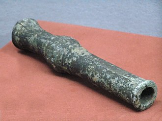A Yuan dynasty hand cannon Yuan chinese gun.jpg
