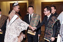 Tunzi meeting with Bambang Soesatyo and Wishnutama Kusubandio in Jakarta. Zozibini Tunzi Attending Puteri Indonesia 2020 (2).jpg