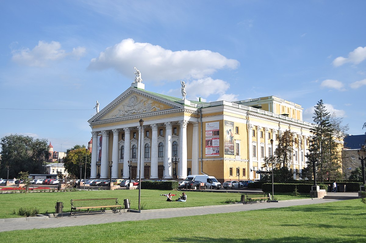 сквер театра оперы и балета пермь