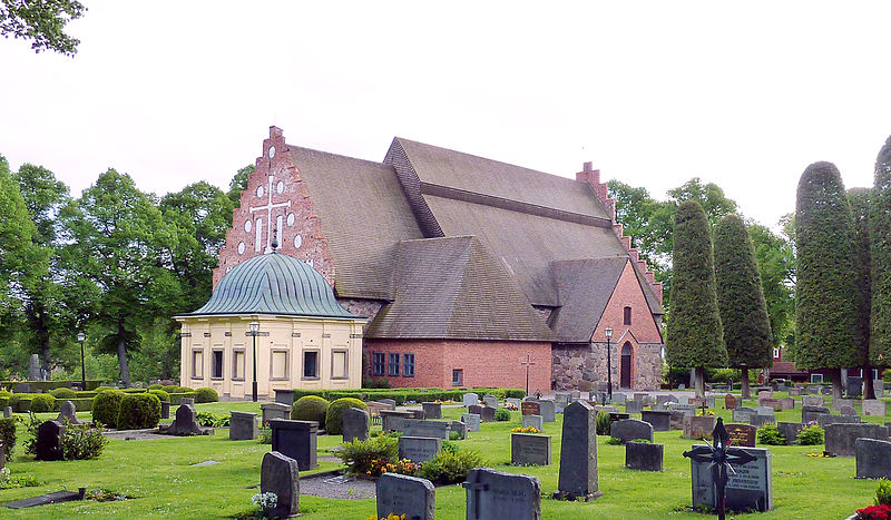 File:Åtvids-gamla-kyrka-2012.jpg