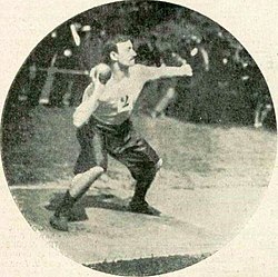 Émile Torchebœuf, champion de France de lancer de poids en 1900.jpg