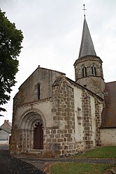 Die Kirche in Saint-Bonnet-de-Four