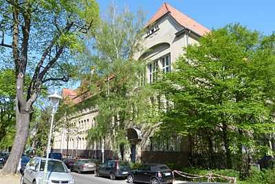 120428-Steglitz-Paulsengymnasium-1.JPG