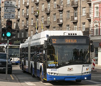 Trolejbuss Solaris Trollino 18 Brīvības ielā.