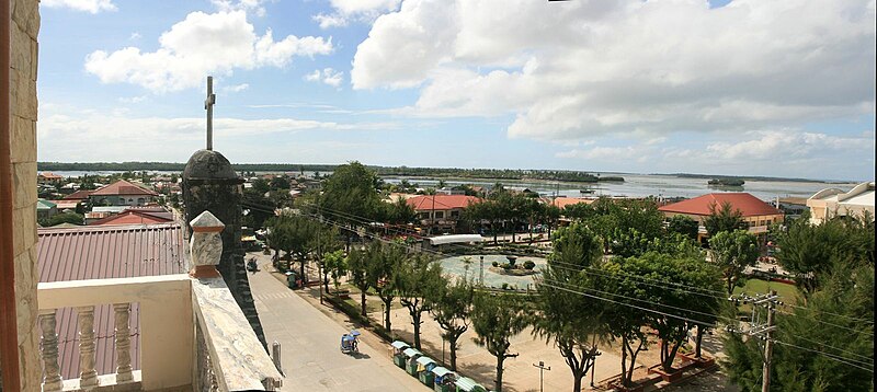 File:75° panoramic view of Bantayan, Cebu from SS Peter & Paul belfry.jpg