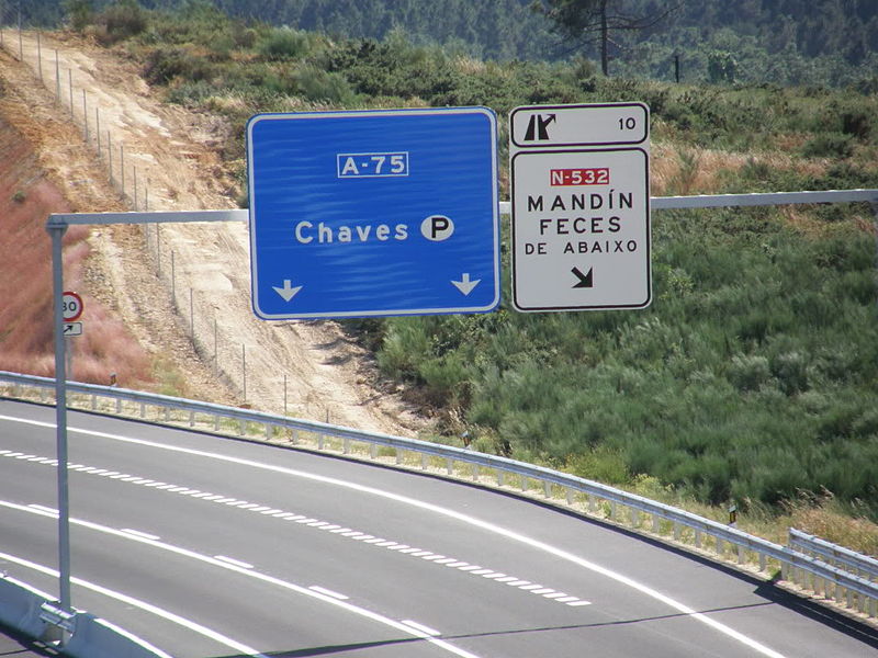 File:A-75 direction Chaves.jpg