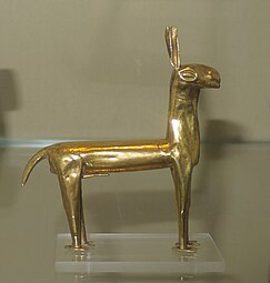 Inca hollow model of a llama, 14th-15th centuries, gold, British Museum[104]