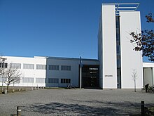 Орхус Университеті - Handels- және Ingenioerhoejskolen i Herning.jpg