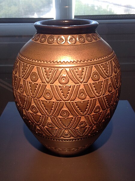 A ceramic vase inspired by motifs of traditional African carved wood sculpture, by Emile Lenoble (1937), Museum of Decorative Arts, Paris