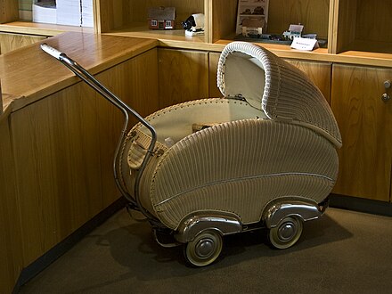 old baby carriages pictures