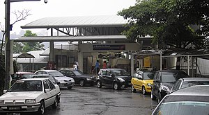 Bahnhof Bandar Tun Razak (Sentul Timur-Sri Petaling Route) (außen), Kuala Lumpur.jpg