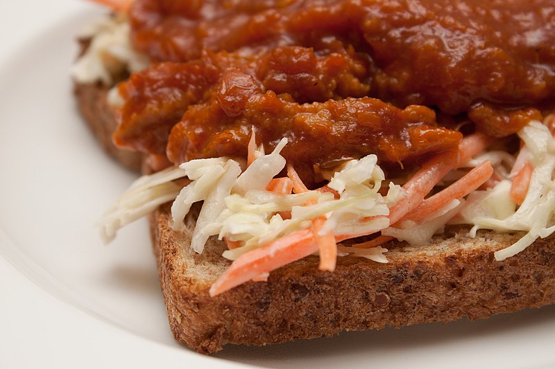 File:Bbq Seitan And Coleslaw Sandwich (140491957).jpeg