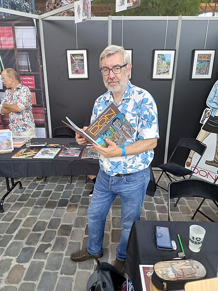 File:Bd comic strip festivaL20230909 165137 André Taymans.jpg