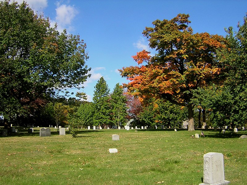 File:Bennington Street Burying Ground East Boston MA 02.jpg