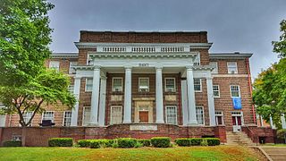 <span class="mw-page-title-main">Beta Theta Pi Fraternity House (Champaign, Illinois)</span> United States historic place