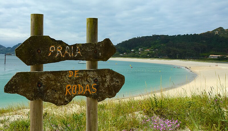 File:Bienvenida-praia-de-rodas.jpg