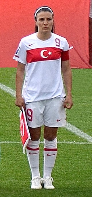 <span class="mw-page-title-main">Bilgin Defterli</span> Turkish womens football forward