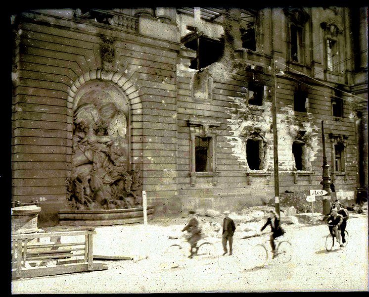 File:Bomb Damaged Building in Berlin-2.jpg